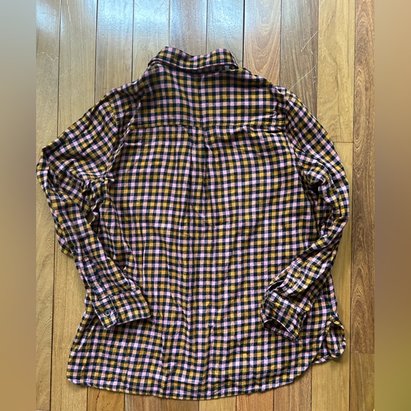 Old Navy Women’s Button Up - Picture 2 of 6